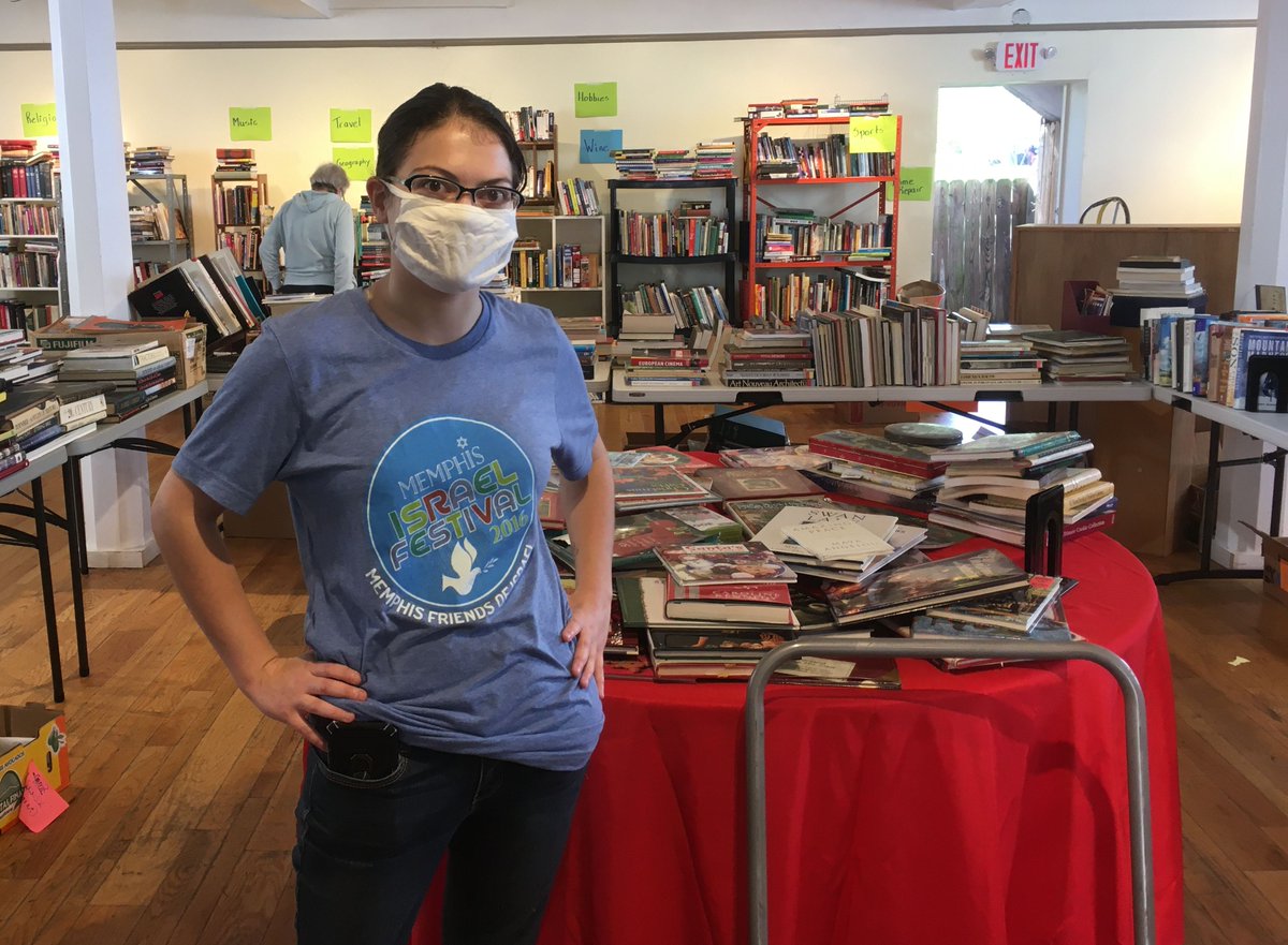 WSHC_Radio's tweet photo. A  different kind of show prep today! Don't miss Shepherdtown Community Club's Legendary Books Sale this weekend 📚 at  the War Memorial Building

Thursday 6pm - 8pm,  Friday - Saturday 10am-6pm, Sunday 10am-4pm. Thursday's $10 at the door, but that's wine and cheese night 🍷🧀 https://t.co/Oo6aRS6n0a
