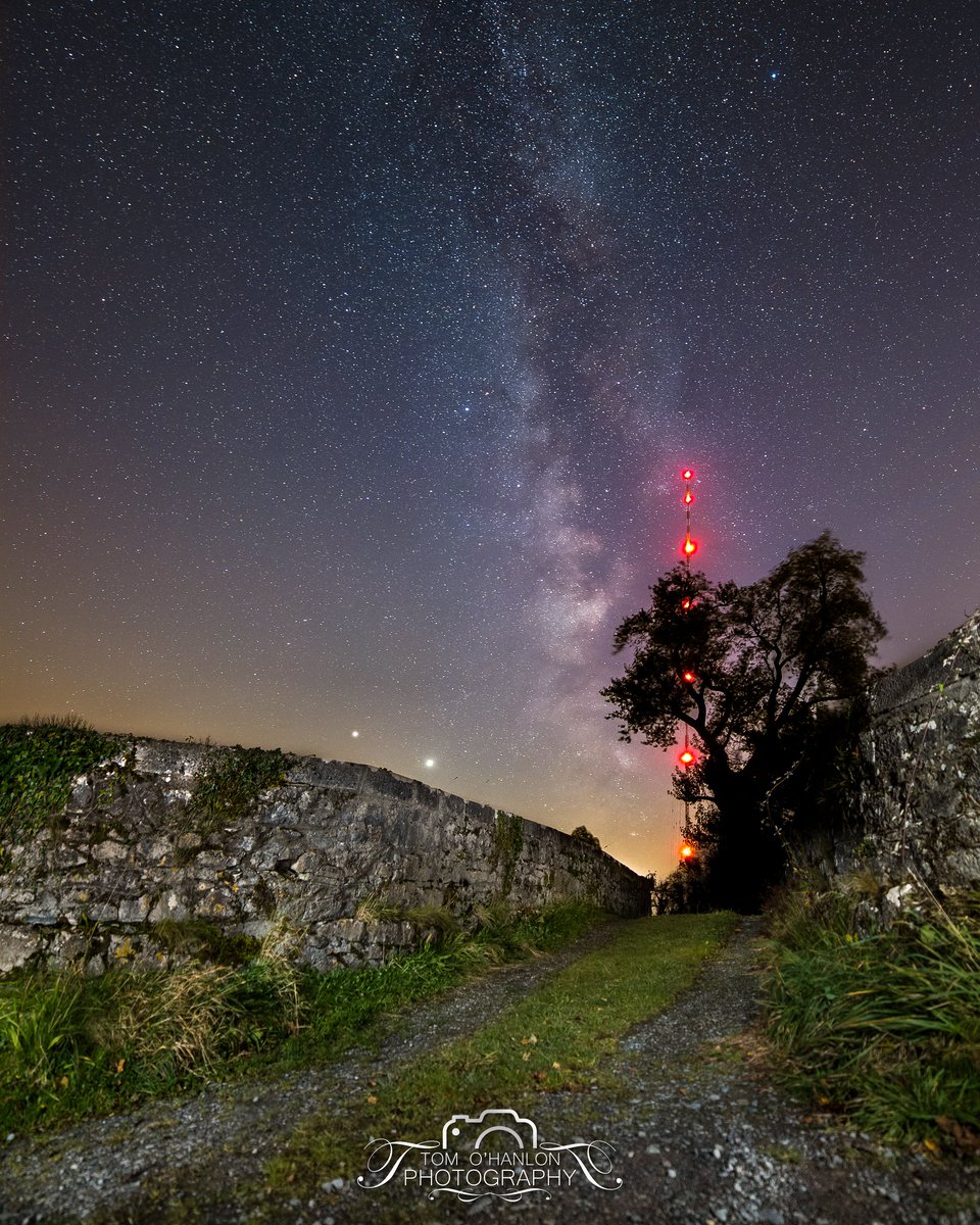 tomohanlonmedia's tweet photo. The Milky Way as seen from Ballycommon, Co. Offaly. https://t.co/UbUEG2NOAc