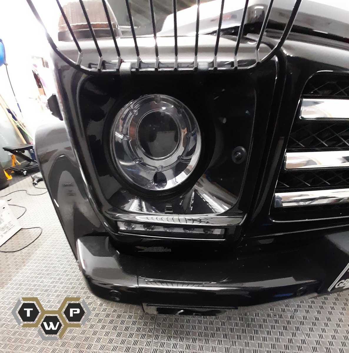 tintwrapprotect's tweet photo. Headlights &amp; rear lights tinted, spare wheel tyre cover dechromed in black and decals applied to the side doors on this Mercedes G Wagon #tintwrapprotect #mercedesgwagon #headlightstint #rearlightstint #carwrapping #dehrome #cardecals #carstickers #vehiclecustomisation #twp https://t.co/OoWudZdmuw