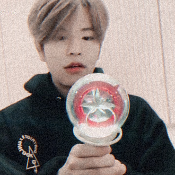 Seungmin: #SEUNGMIN