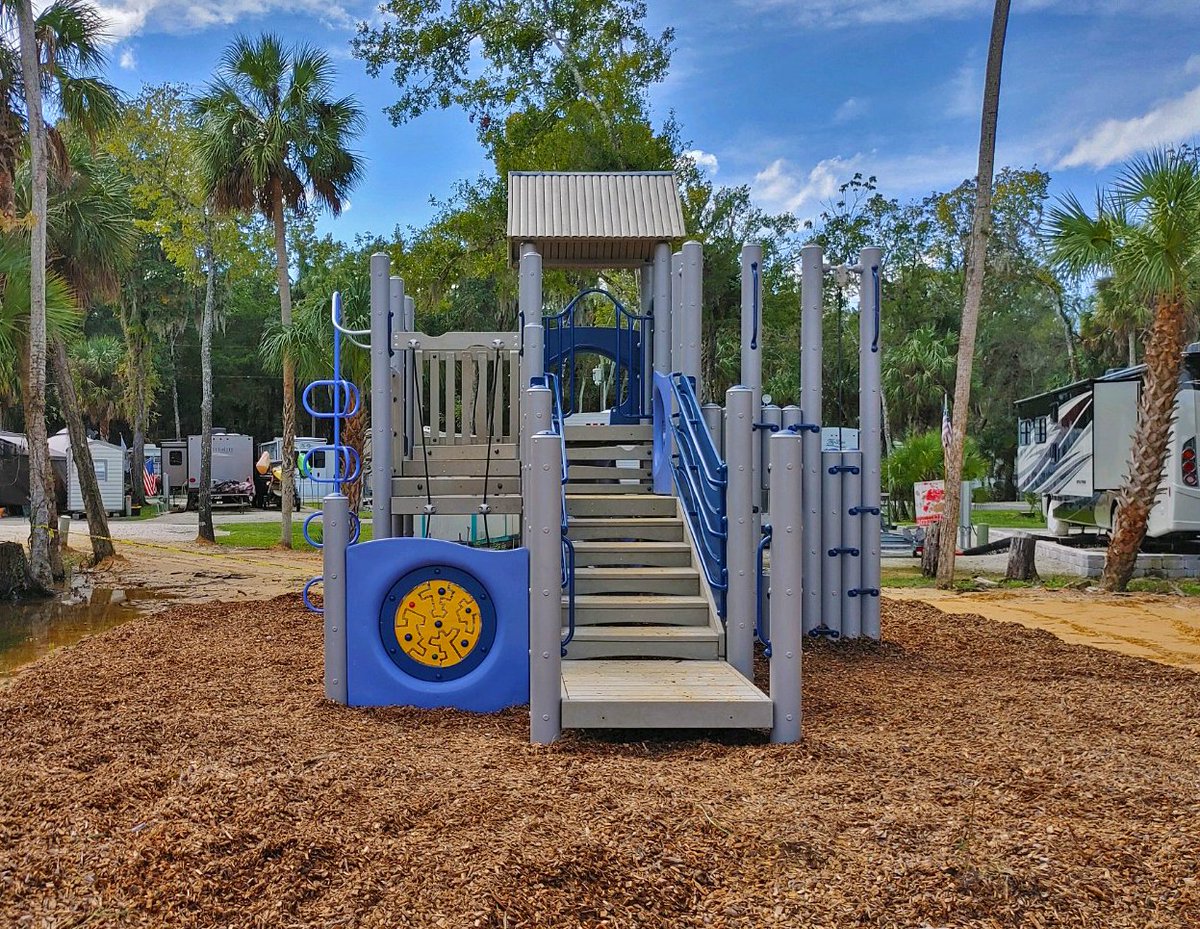 BYORecreation's tweet image. This Homosassa RV Park on Florida's Gulf Coast is the proud owner of a new BYO Playground! #createplay