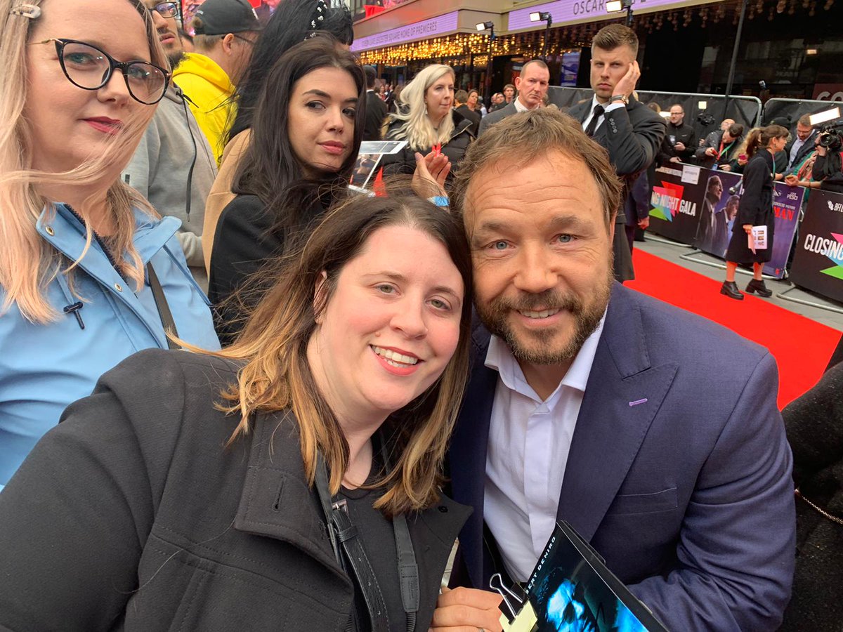 A year today since I got to meet one of the most humble and talented actors in the UK @StephenGraham73 and his most amazing wife @HannahWalters74 <a href="/TheIrishmanFilm/">The Irishman</a> premiere. Feel very blessed to have met them both.