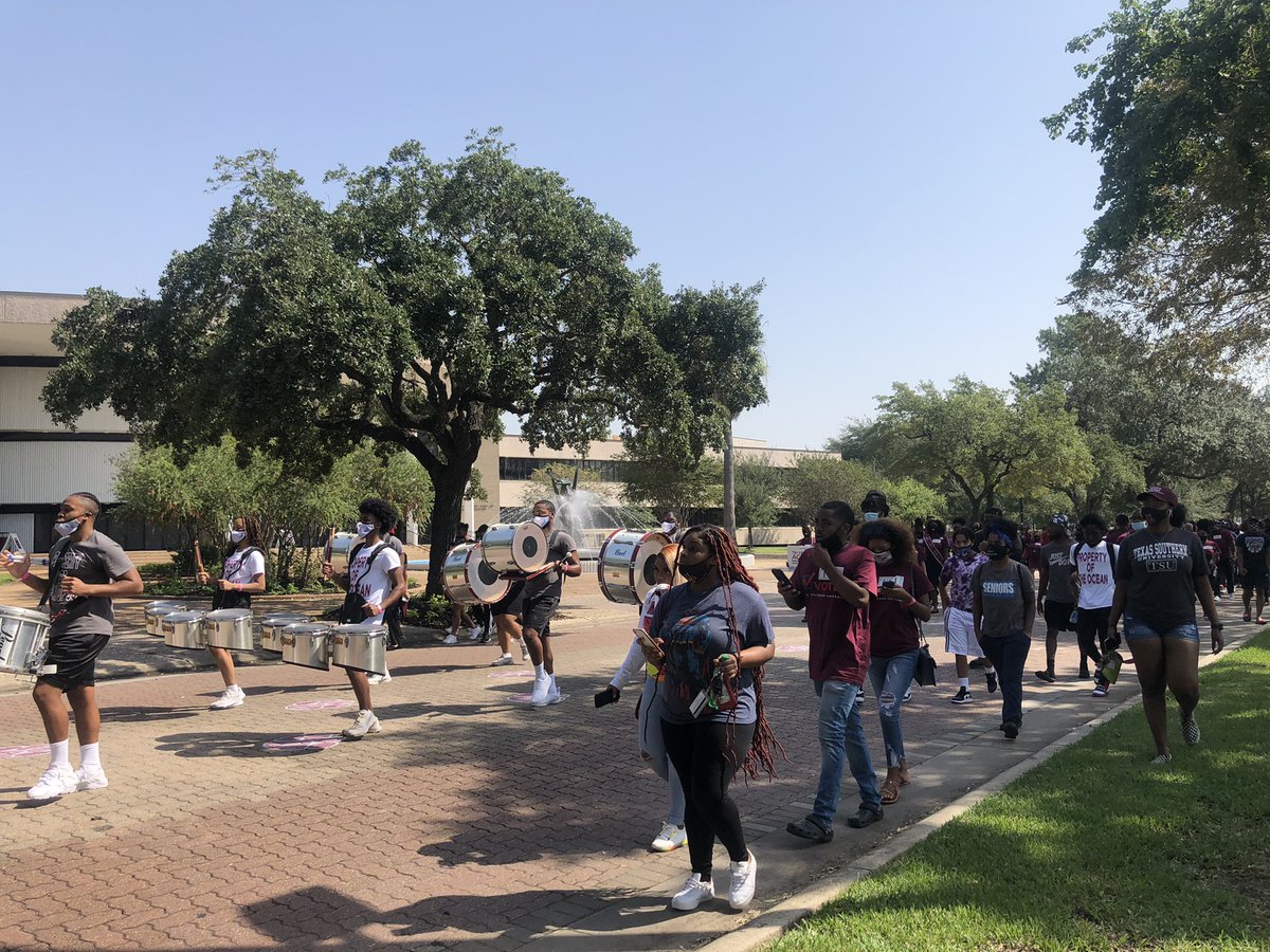 First day of early voting at  @TexasSouthern  #HarrisVotes  #Election2020  
