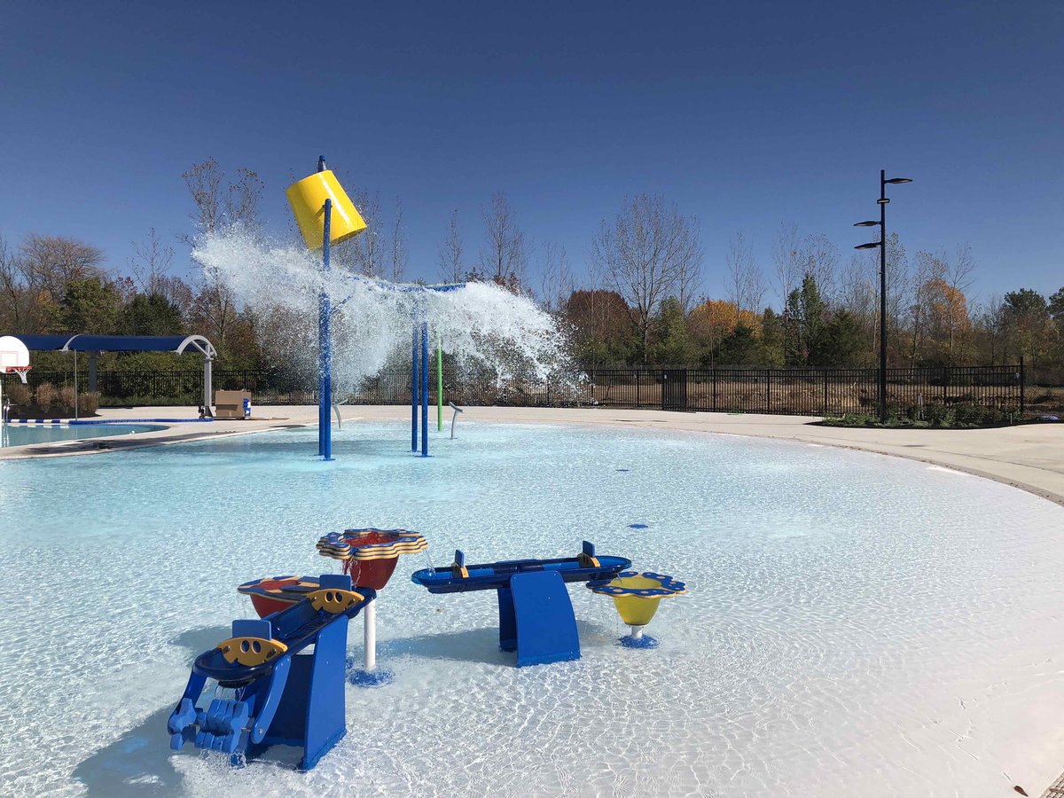 Is it October or July? Look at the Progress made on the Mason Municipal Aquatic Center! #CongerBuilt #buildasolidfuture #RecreationFacilities #SplashPad #competitionpool #aquaticcenter <a href="/thinkchamplin/">Champlin Architecture</a> @thekleingersgroup @masonohrec