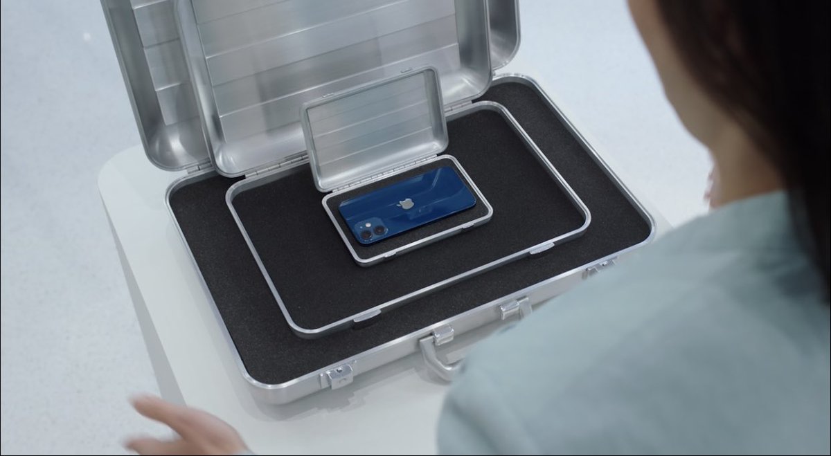 Storleken spelar ingen roll. iPhone 12 Mini #AppleEvent