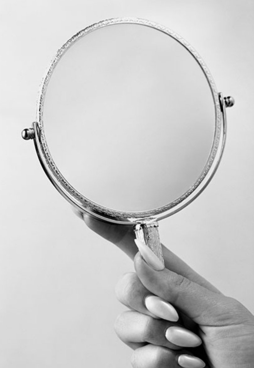 NicoleL11631067's tweet photo. Reflection is a mirror for us to look at ourselves, use it to recall back our life. So, we can do some changes on it, live a meaningful life. We are the best AGENT OF CHANGE for our life. @refleksidea2020 @LimSooPoh1 @WONGEESIEW1 @chua_sow #reimaginingrefleksidea2020 @GeoklengY https://t.co/gCOuD9OcUT