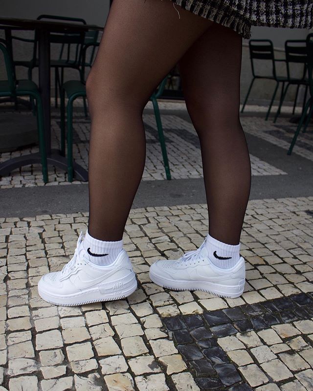 tightsandsocks_'s tweet photo. Tights socks trainers #tights #socks #trainers #blacktightsandwhitesocks #with #worn #together #over #and #white #black #collants #noirs #et #chaussettes #blanches #schwarze #strumpfhose #und #weibe #socken #czarne #rajstopy #i #białe #skarpetki #sorte #og #hvide #sokker https://t.co/aDxFEzcSXp