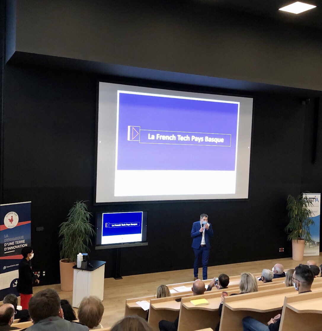 eric_leal's tweet photo. Le Pays Basque est aussi une terre d’innovation. Remise des prix aux lauréats 2020 de #Baskinvest et lancement de la #FrenchTech Pays Basque dans le tout nouveau bâtiment Estia 3. https://t.co/E02pQTYhH8