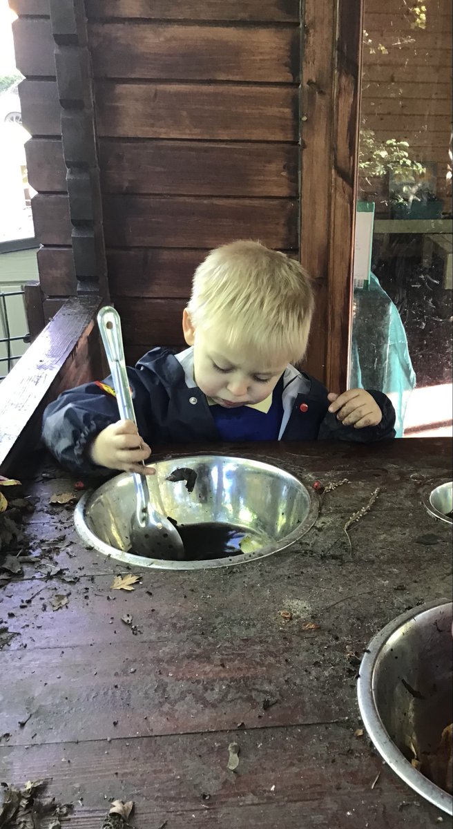 EvertonNursery's tweet photo. Displaying curiosity as we explore nature during today’s forest school session. Developing our creativity and imagination. #nature #outdoorplay #heyworthclass #forestschool #EYFS https://t.co/5koIHSTUzu