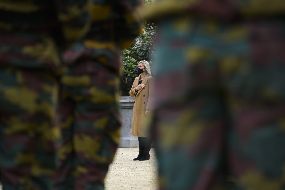 BelgaImage's tweet photo. Defence minister Ludivine Dedonder pictured during a ceremony at the 'Tomb of the Unknown Soldier' monument at the 'Congress Column' in Brussels.
.
.
.
πΈ @LDieffembacq
.
.
.
#belgaimage #defence #unknowsSoldier #monument #congressColumn https://t.co/62DxGw4G9v