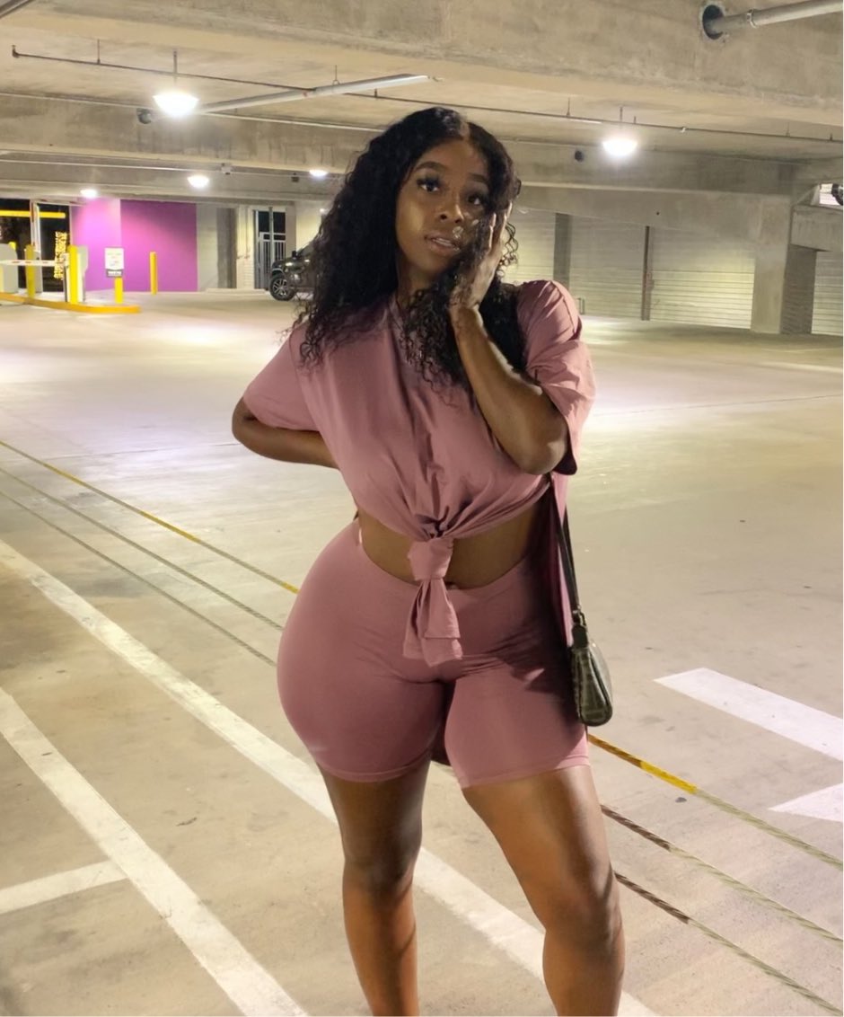 Jane’s Roses tweet media