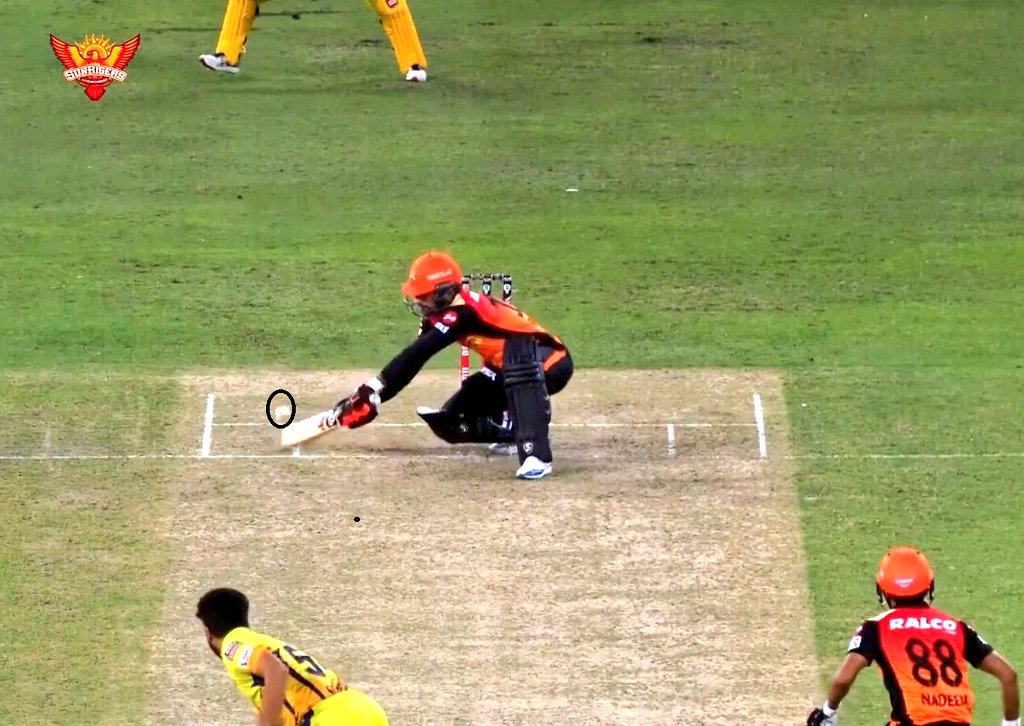 jagath30's tweet photo. CAPTAIN Cool They Said 
CAPTAIN Umpire They Never Said https://t.co/3McSwYE0Hp
#CSKvsSRH https://t.co/7HlfCemleX