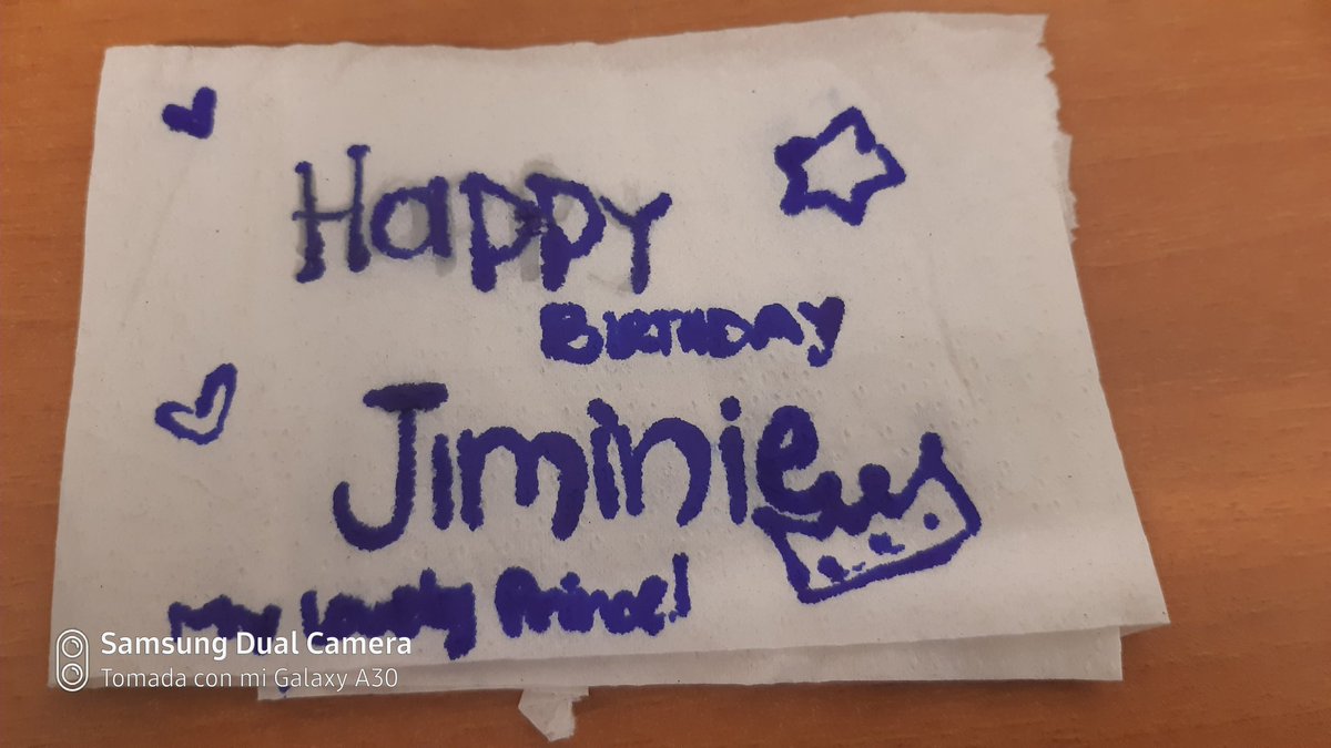 kariirodriguezl's tweet photo. #JinServilletaChallenge 💜🥳🎁🎉🤴
#JiminChallenge
Happy birthday 🥳
@BTS_twt https://t.co/0PKB0mYeOI