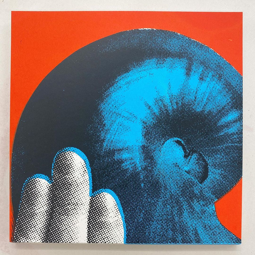 DoubleElephant's tweet image. Repost: @mollyrooke
Super pleased with these 3 colour screen prints all ready to go for #2020printexchange co-ordinated by @CathCartwright for @DoubleElephant and organised by @HotBedPress .
Can’t wait to see what all the other prints looks like!