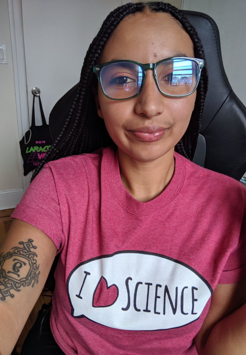 Dagim__A's tweet image. Day 2 of #ScienceAThon Because of the pandemic I can't go to museums to see the actual specimens... So I'm using the next best thing --&amp;gt; surface scans and photographs to study the skulls of fossil monkeys!! 💀🐒 #dayofscience