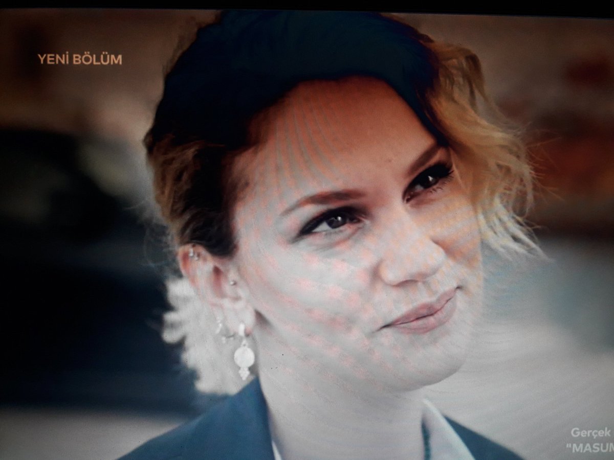 Violetriver4's tweet photo. #MasumlarApartmanı #FarahZeynepAbdullah #Harikasin @fzaofficial 😍 https://t.co/EP8gYDjFDl
