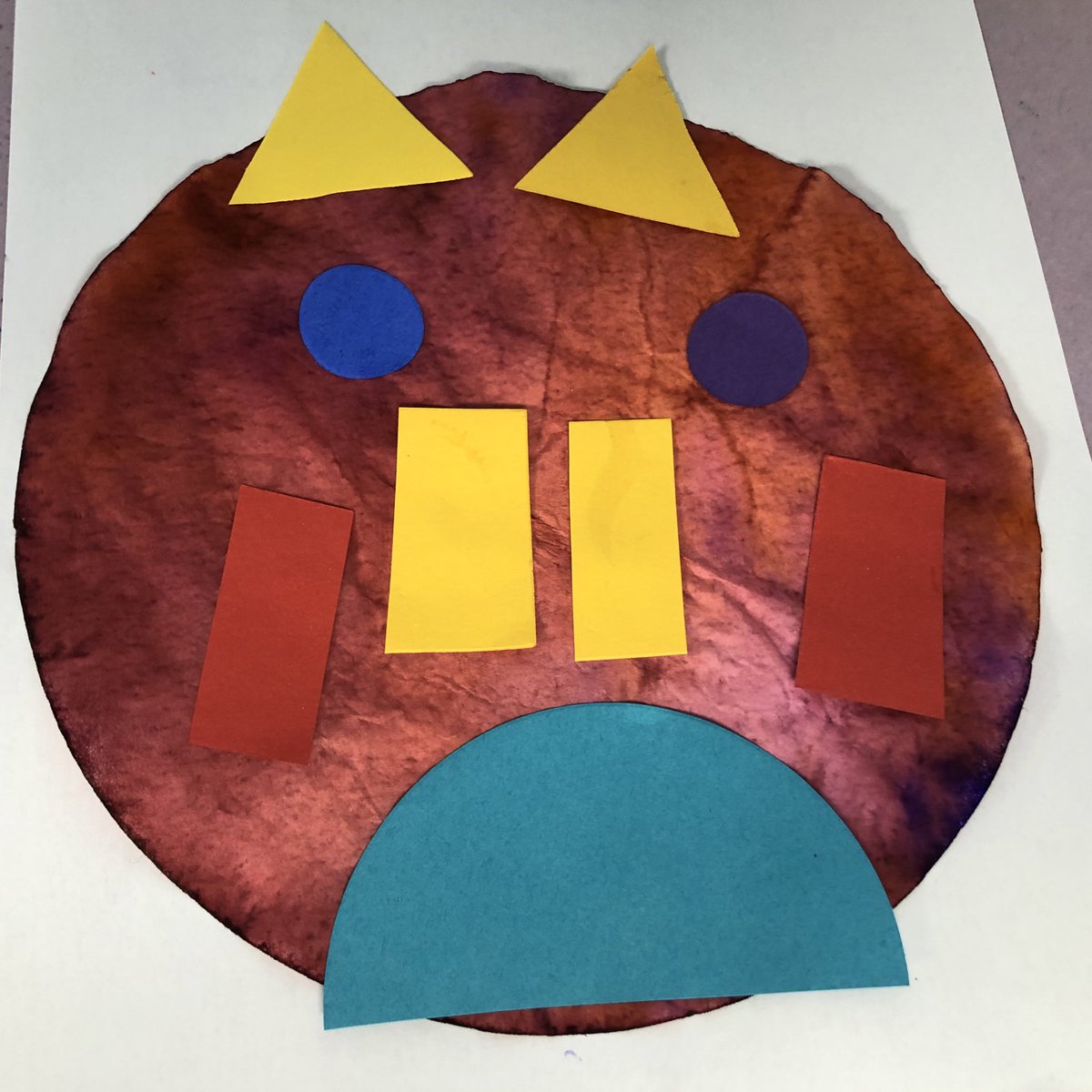 Miss_Colella's tweet photo. Using shapes to make faces on pumpkins and monsters! What else can you do with shapes? https://t.co/91IKIGW7XB