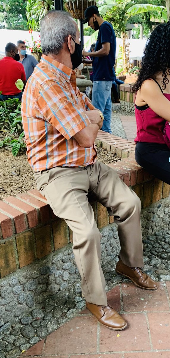 madurobearhot's tweet photo. Que tal el paquete de este abuelito ? https://t.co/vYcOuySEHf