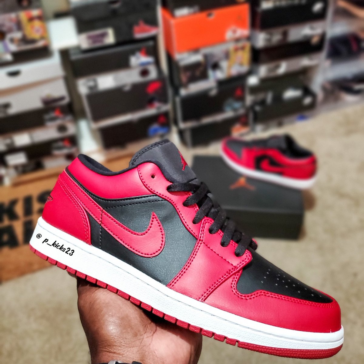 p_kicks23's tweet photo. Shout out to Jr @_PJBroussard for my first pair of @jumpman23 lows. Appreciate son!!! π€πΏπ
.
.
.
.
#jordanretros #thesolefirm #sneakerhead #jordan1 https://t.co/5zl6zxKbon