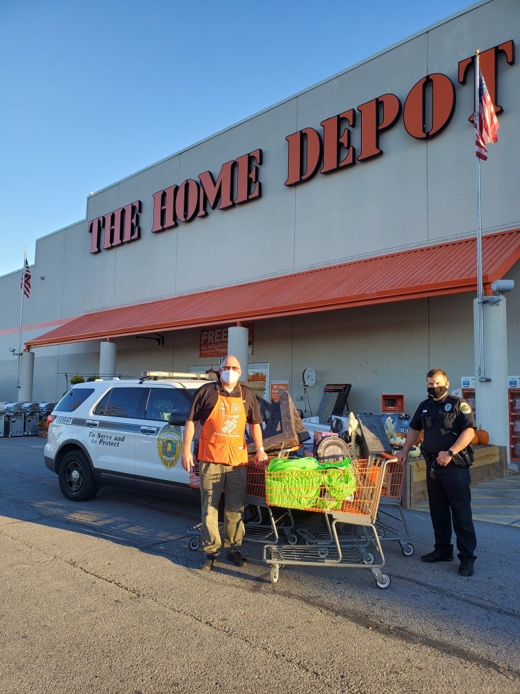 Sonya Skinner (@sonyask70264893) on Twitter photo 804 continuing that Community partnership with Huntsville PD. Donating Halloween decorations for their event! We appreciate all they do! @RyanHallTHD804 <a href="/frblackwell2/">frblackwell</a> <a href="/KochBkoch/">Bobbie Koch</a> <a href="/misshd03/">Megan A. Coleman</a> 804 continuing that Community partnership with Huntsville PD. Donating Halloween decorations for their event! We appreciate all they do! @RyanHallTHD804 <a href="/frblackwell2/">frblackwell</a> <a href="/KochBkoch/">Bobbie Koch</a> <a href="/misshd03/">Megan A. Coleman</a>