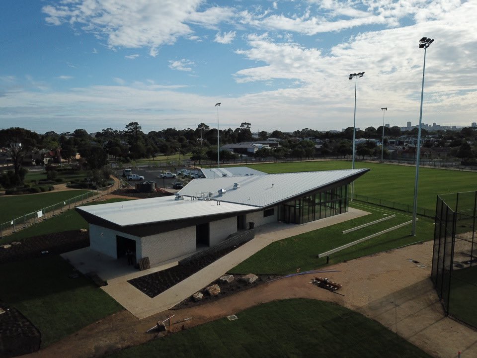RomaldiPtyLtd's tweet photo. The redevelopment of Weigal Oval for City of West Torrens is almost ready. What a transformation and great outcome for the community and the associated sporting clubs.
#romaldi #romaldiconstructions #teamromaldi #commercialconstruction #cityofwesttorrens #wtcc #jpearchitects https://t.co/A8qmlLtW34