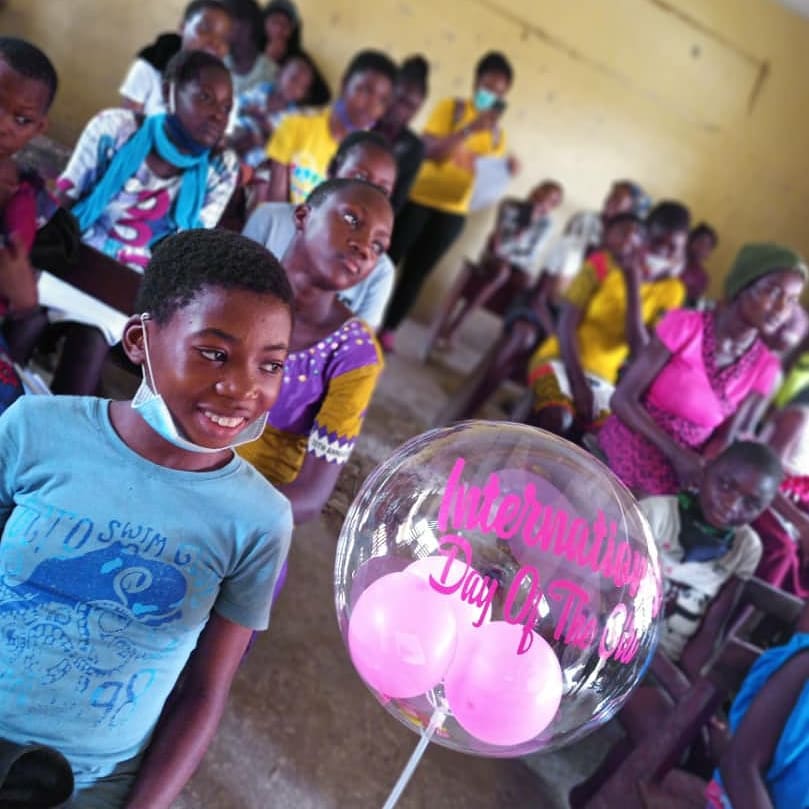 Project_ASHA's tweet photo. To commemorate the International Day of the Girl, projectAsha team organized an educative program for young girls (ages 6 -18 yrs) of Ajegunle Ikorodu community in Lagos on 11th Oct #internationaldayofthegirl #iamasha @unicef @UnitedNation @who #MyVoiceOurEqualFuture #projectasha https://t.co/ABP2QFN4wR