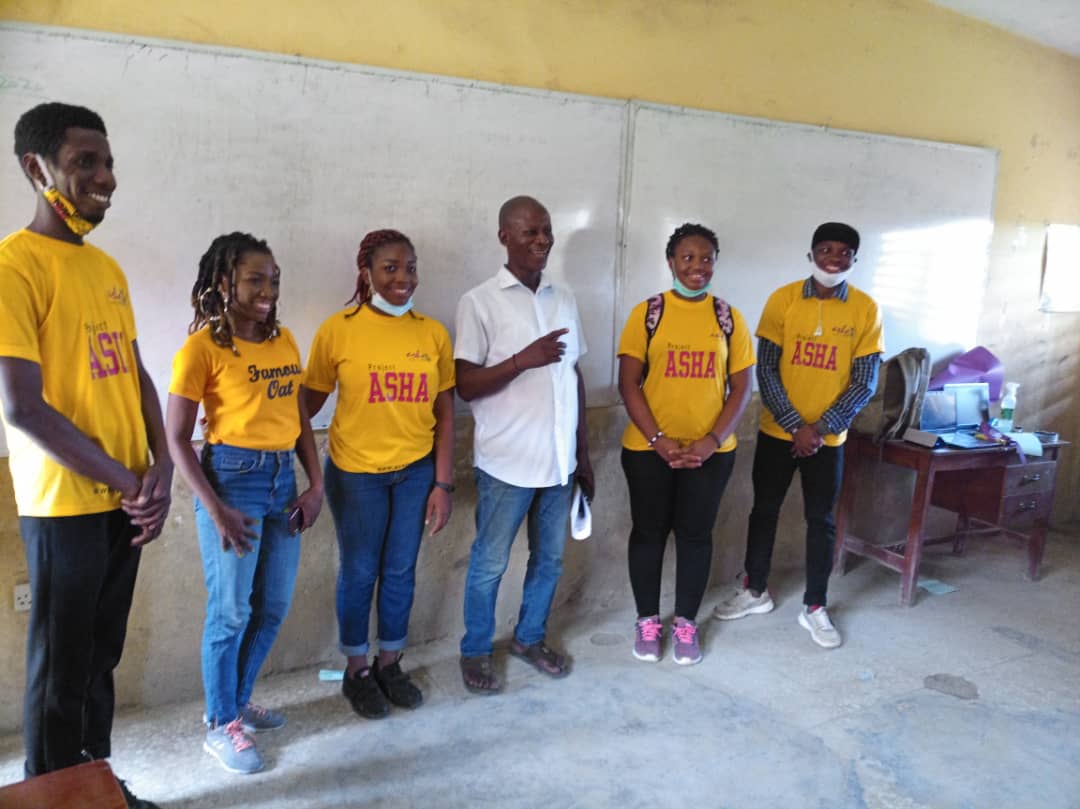 Project_ASHA's tweet photo. To commemorate the International Day of the Girl, projectAsha team organized an educative program for young girls (ages 6 -18 yrs) of Ajegunle Ikorodu community in Lagos on 11th Oct #internationaldayofthegirl #iamasha @unicef @UnitedNation @who #MyVoiceOurEqualFuture #projectasha https://t.co/ABP2QFN4wR
