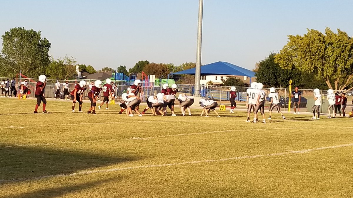 LISDsports's tweet photo. Football. Middle School Style.
@BMSBulldogs @CreekValleyMS @DurhamMS @ShadowRidgeMS @DeLayMS @McKamyMS @ForestwoodMS https://t.co/46zVa6xbYt