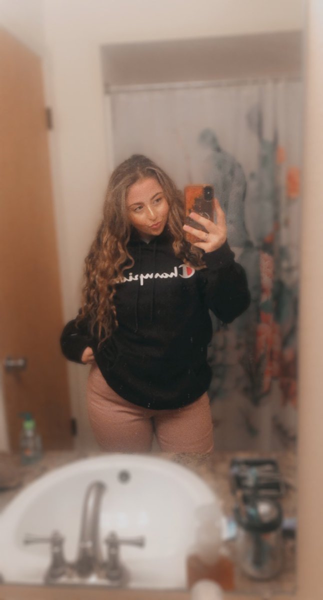 relateablememex's tweet image. 👑