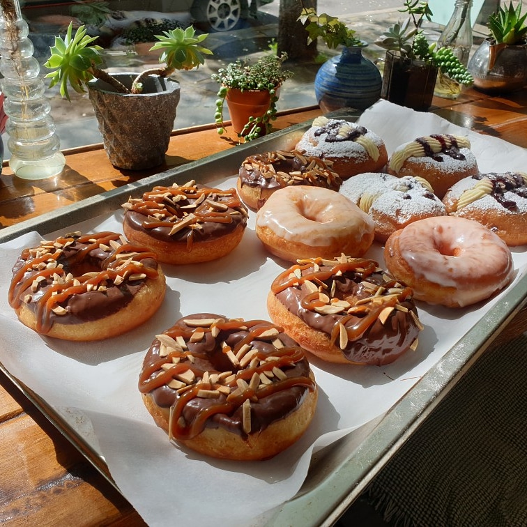 MonsoonTapas's tweet photo. DONUT SMORGASBORD
- we will spoil you by choice!
 #Launceston #donut #Tasmania #restaurant  #eatinlaunceston #takeaway #eatingout #dininglaunceston #eattasmania #eatlaunceston #shoplaunceston #shoplocal
#local #food #foodie #diningtas
#buysomethingtasmanian #makeyourselfathome https://t.co/y42OZcJoRU