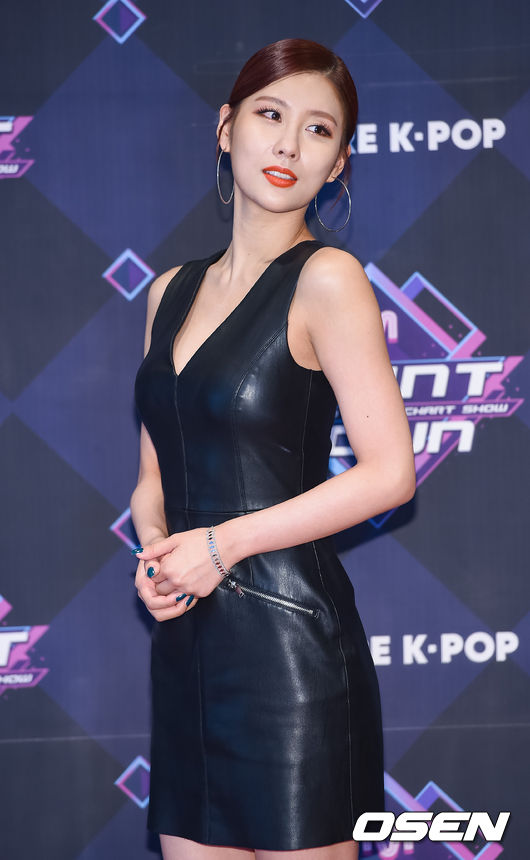 panncafe's tweet photo. #CJSH #Stephanie dikabarkan telah menandatangani kontrak dengan Artsro Entertainment
Artsro Entertainment adalah agensi untuk #4minute #JENYER (#JeonJiyoon), #JiSehee, #KimJungwoon, #ParkYoungsoo, dan #YeonBora
https://t.co/keca9Hpyxl
#AM https://t.co/mqBmv6olr2