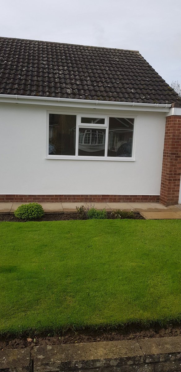 WindowSolution6's tweet photo. Repeat business for this customer we replaced two bay windows earlier this year which they were so pleased with they got us back to do some more #windows #eurocellplc #planithermglass @york_trade https://t.co/DDzRWPw3v2