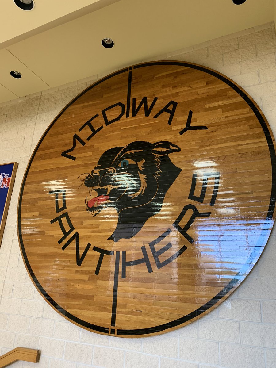MidwayGirlsBB's tweet photo. How it started:            How it’s going:

#StepUp #ShowOut https://t.co/ntGRMLv910
