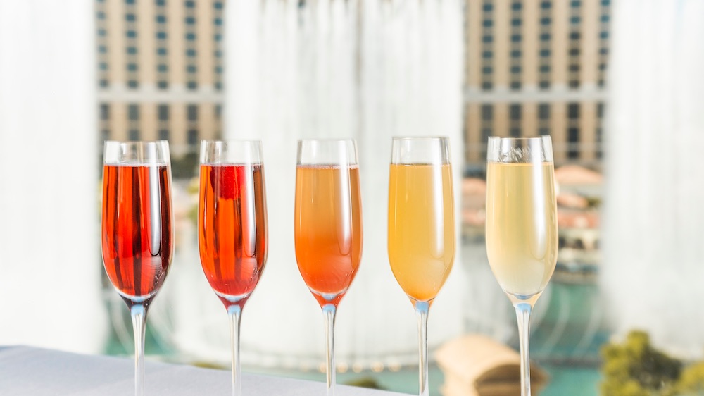 Brunch is back!  Starting October 24th, Saturday and Sunday brunch returns with mimosas in every color of the rainbow 🌈 Book your table here:  bit.ly/3hy0omg