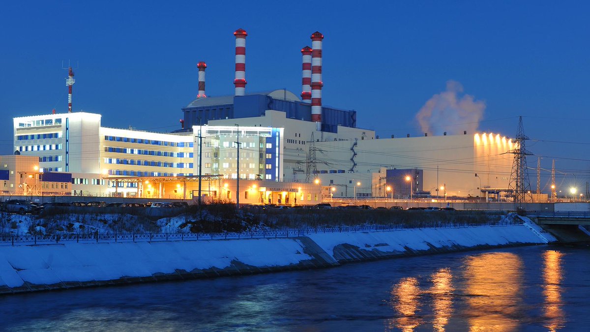 Un fait intéressant aussi : la Russie produit une partie de la chaleur avec des centrales nucléaires.Cette production ne représente presque rien pour eux (0,2% de leur total), mais c’est l’équivalent de quasiment toute la chaleur produite actuellement par  @La_CPCU à Paris.
