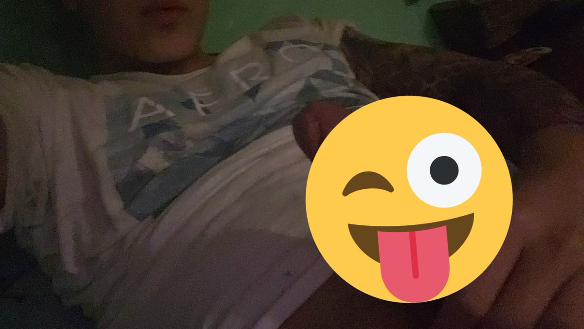 YCaneros's tweet photo. Pack de este papasito chileno🇨🇱🇨🇱 3500 pack vídeos y fotos https://t.co/Eq8knboJYc