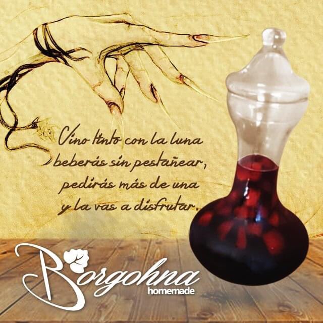 borgohna4us's tweet photo. Nuestro conjuro de MARTES 13 😎🍷✨

#borgohna #noessangria https://t.co/aoOtRiMCJx