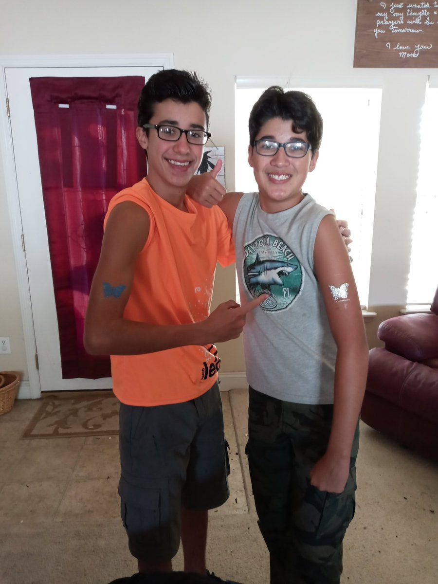 ashiehopefaith's tweet photo. #whyItattoo My sons wear their tattoo in support of me. I have had SLE lupus for over 10 years and fight daily to beat it. I am thankful for my family's supportπ https://t.co/YRqamqbt6g
