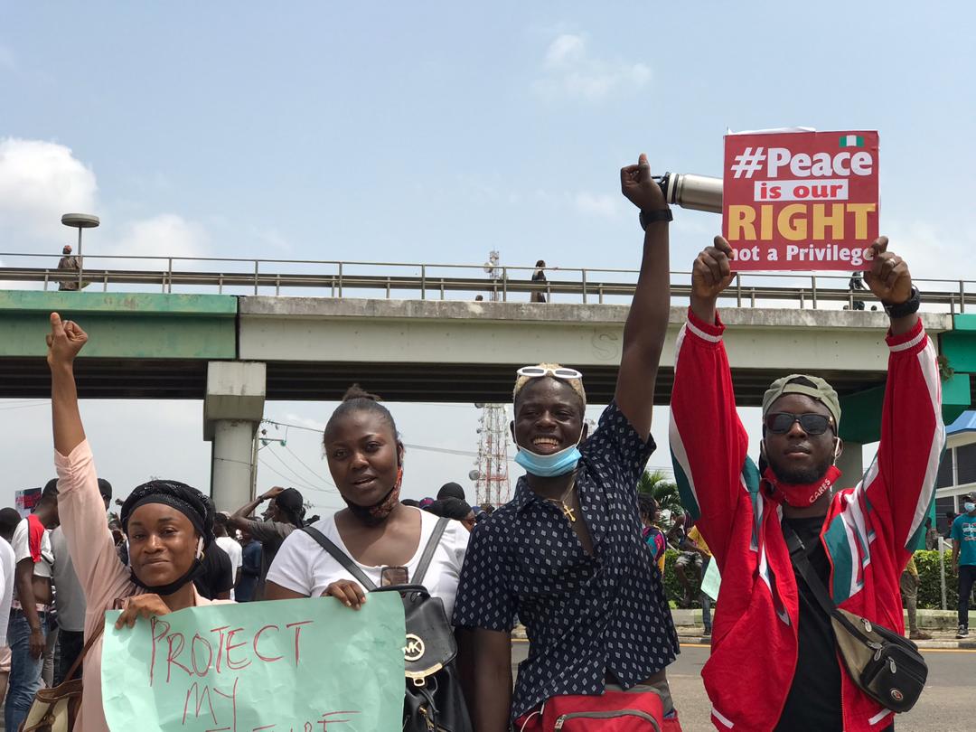 We Came out as planned and Made our voice heard. #IbadanProtest.
Cc @toyin_abraham1 @TheSeunFakorede ✊🇳🇬🦅

#BuhariHasBeenABadBoy #EndSwat #sorosoke #EndBadGoveranceInNigeria #freeflutterwave