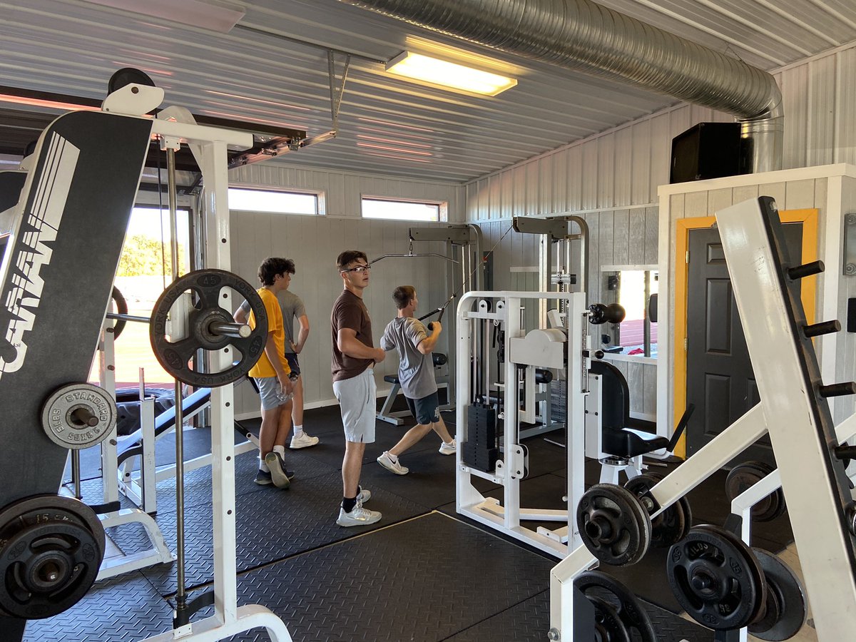BVBaronBaseball's tweet photo. Got the weights going up, on a Tuesday 💪🏼 #Baronstrong https://t.co/kMhVso5FPs