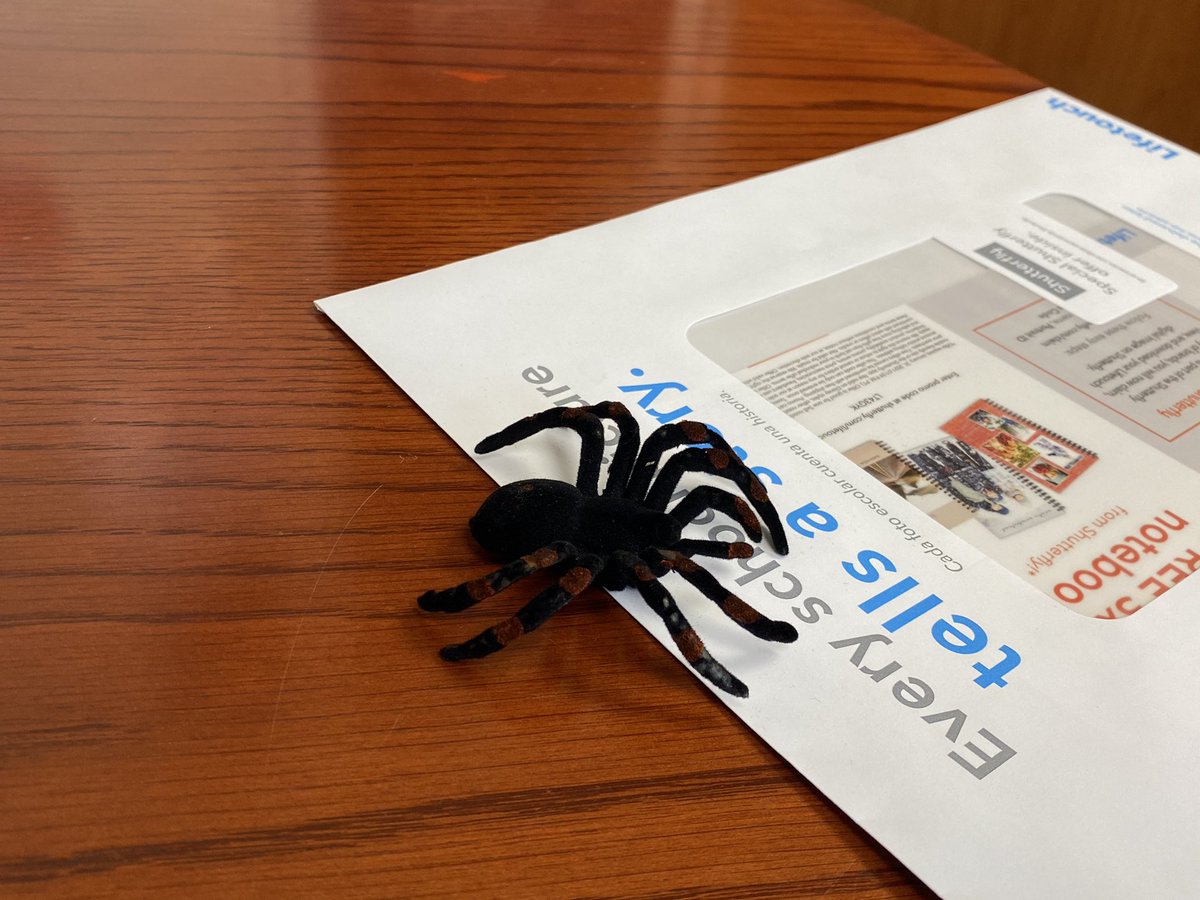 Jen_Barker_HRE's tweet photo. Someone around here thinks they are funny! I donโt know who you are but youโre on my list๐#beepicin2020 #keeplpstrong #readyouremail https://t.co/5N59eAAv5a