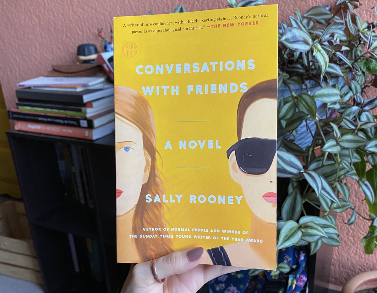 ¿Podemos hablar de cómo Sally Rooney es brillante para retratar otras formas de relacionarnos así como las luchas internas de poder y la violencia que sin querer perpetuamos en los vínculos que ya tenemos?