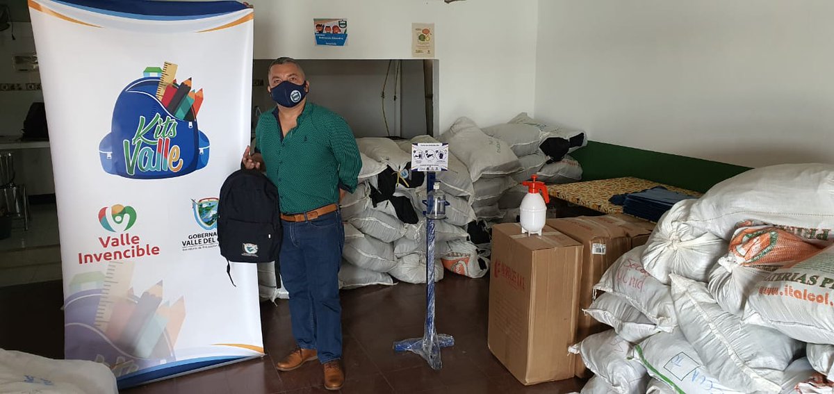Con el apoyo de la <a href="/gobvalle/">Gobernación Valle del Cauca</a> y la @sedvalledelcauca llevamos al municipio de El Cerrito #ElKitQueCambiaVidas con las herramientas escolares necesarias para que nuestros niños sigan construyendo futuro.