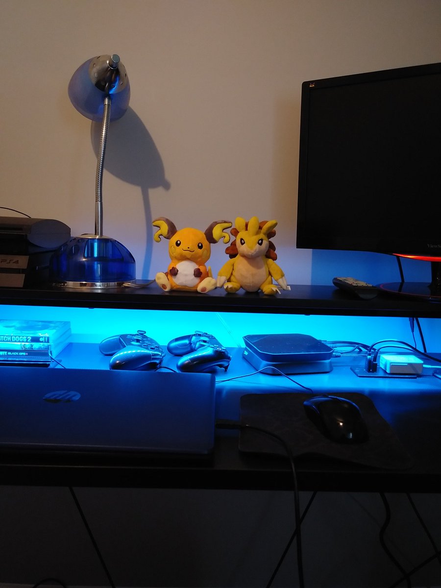 Db1322's tweet image. Thank you for the awesome birthday gift and also being the first person to ever get me something for my birthday, Erin. I love them soooo much!