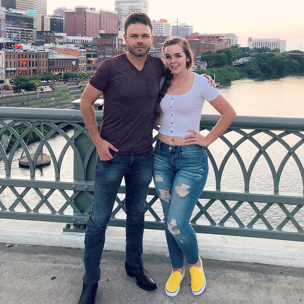 Happy 21 baby sis!!!  🍻🎂