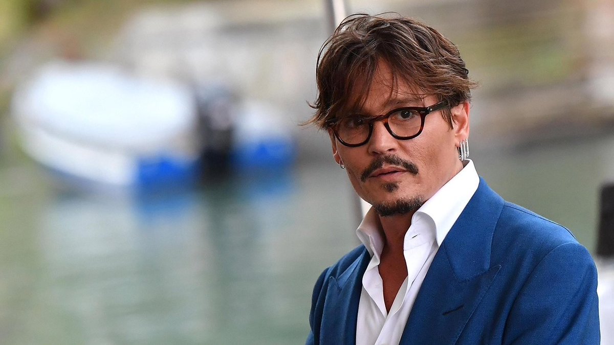 THREAD: Johnny Depp as houses