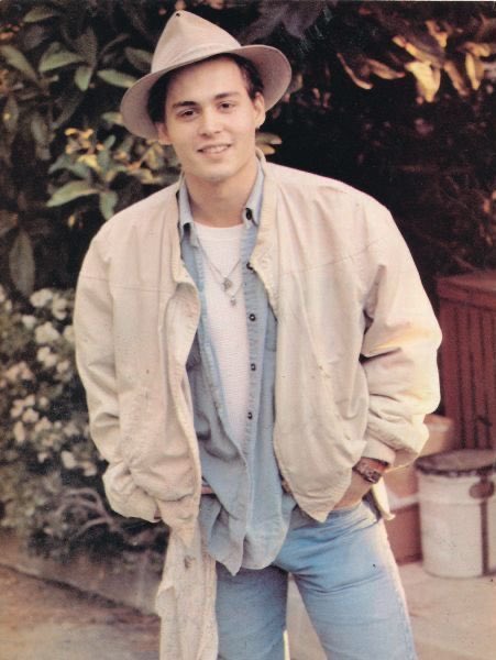 THREAD: Johnny Depp as houses