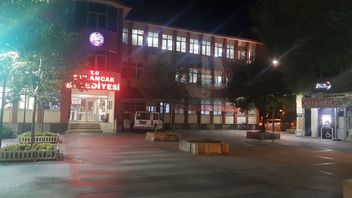 recepyakar028's tweet photo. Belediyemiz, şehrimiz ve İskelemizin ışıkları hiç sönmüyor.. https://t.co/9Lvi0ZMeoE