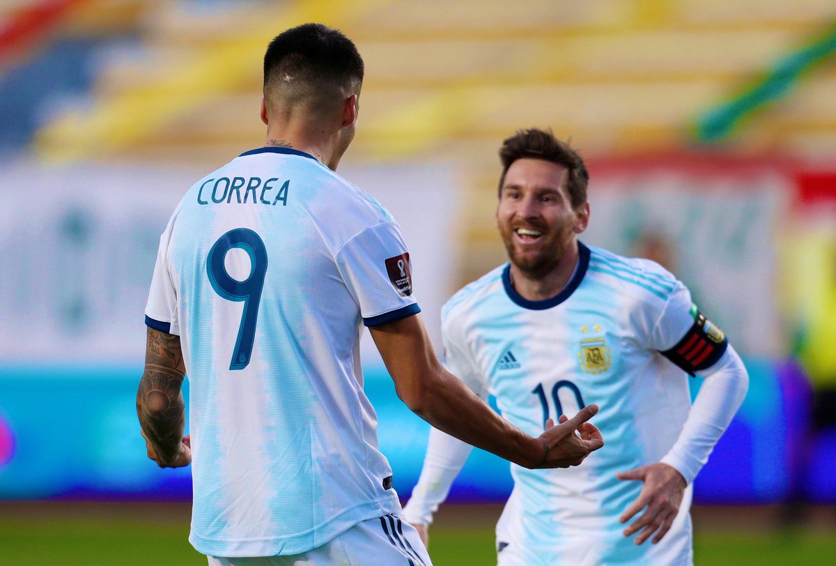 aguerosergiokun's tweet photo. Triunfazo en la altura!!! Vamos @Argentina 🇦🇷 https://t.co/lpcUmNWh90