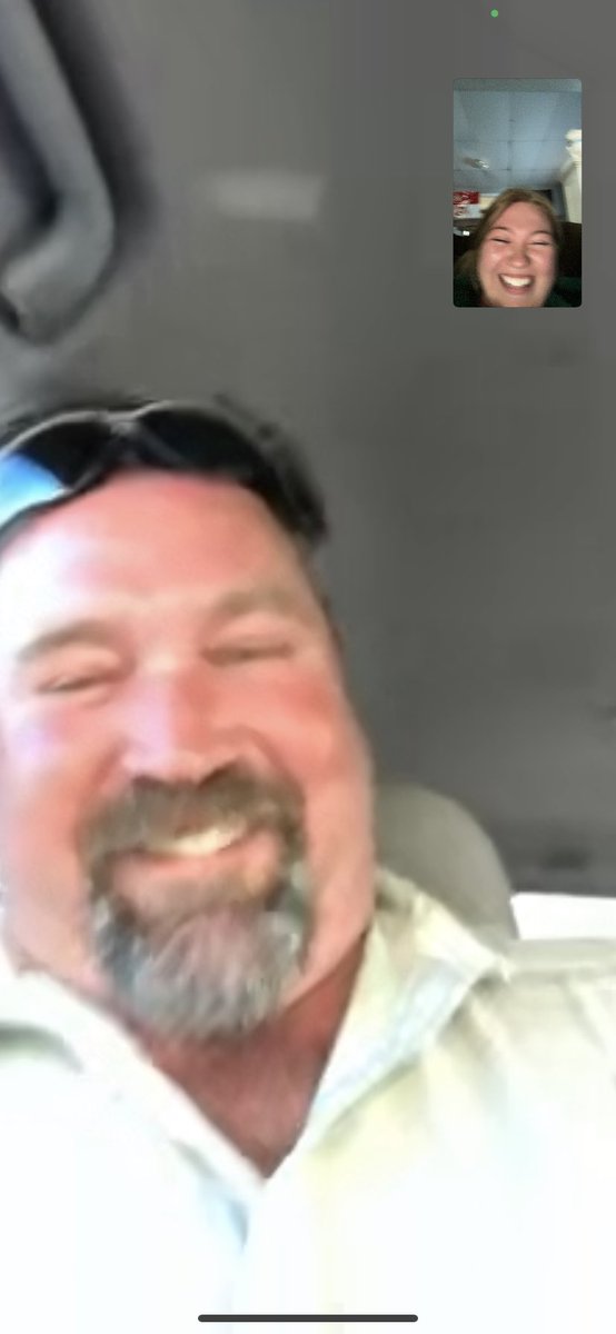 jenaejholmes's tweet photo. Facetimes me off of moms phone*
“I just called bc moms in the store and I ordered a whole bunch of shit on the Dillion’s and Walmart app! She’s gonna be so pissed. Oh shit here she comes!! Love u bye!!!” As he’s dyin laughing the whole time https://t.co/wKEseU7YL2